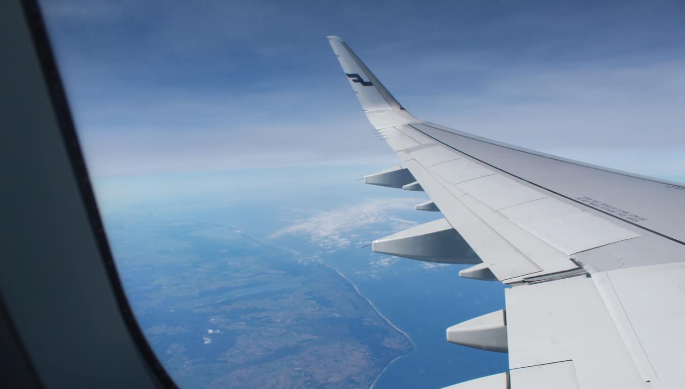 airplane-wing