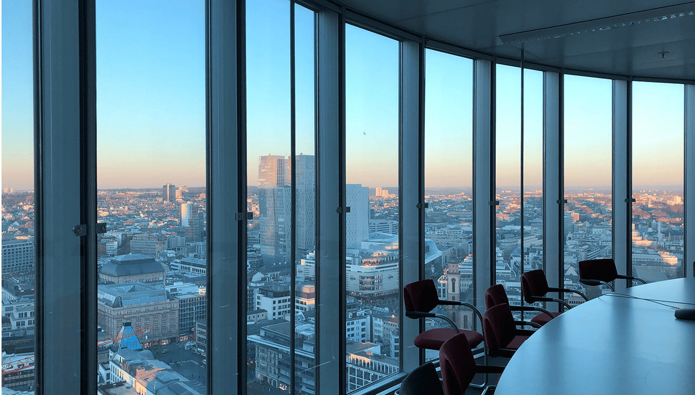 commercial_real_estate_meeting_room_large_window
